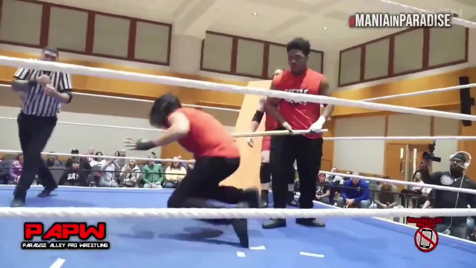 Thumbnail image for W.O.N Ringside S1-E7