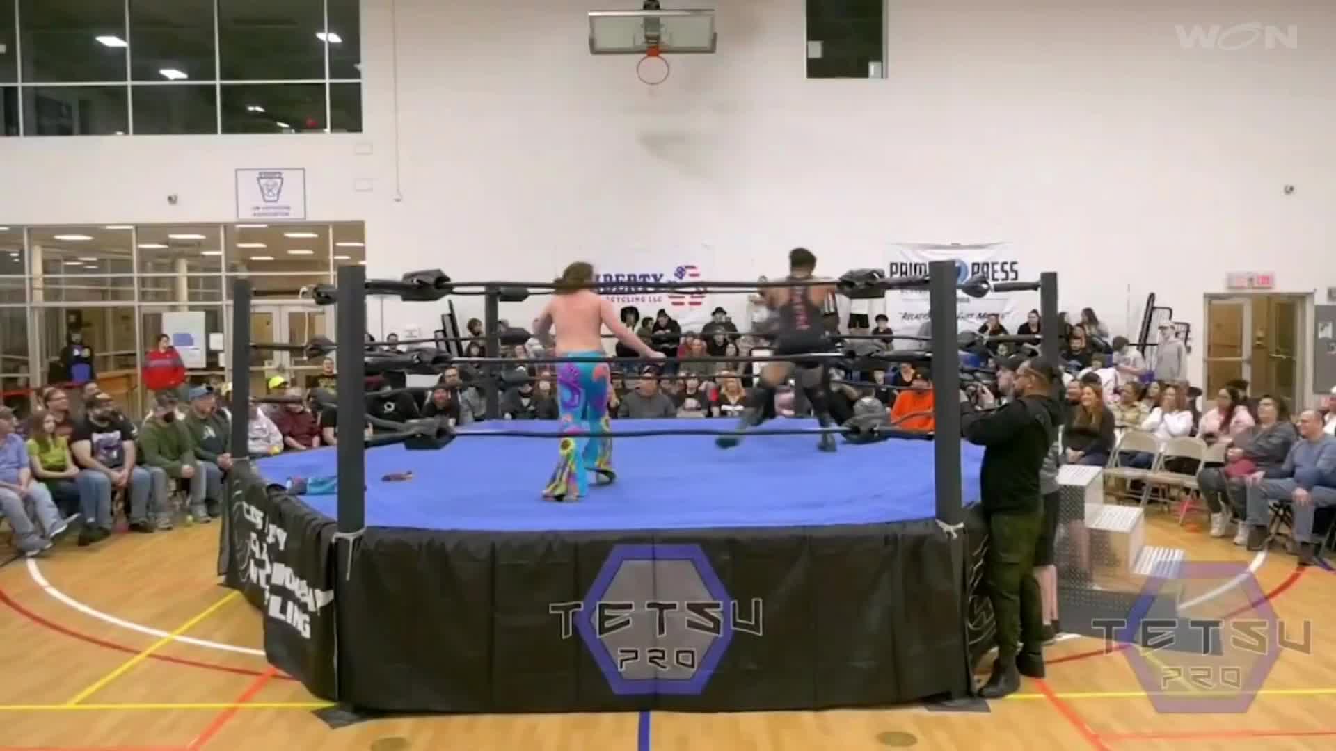 Thumbnail image for W.O.N Ringside - S2-E2