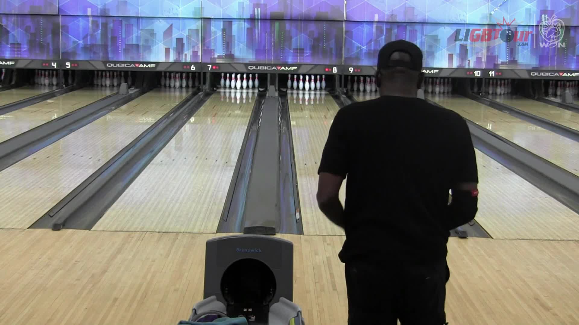 Thumbnail image for LIGBT Bowlers Tour - House Shot Spectacular Event 1 - S16-E12